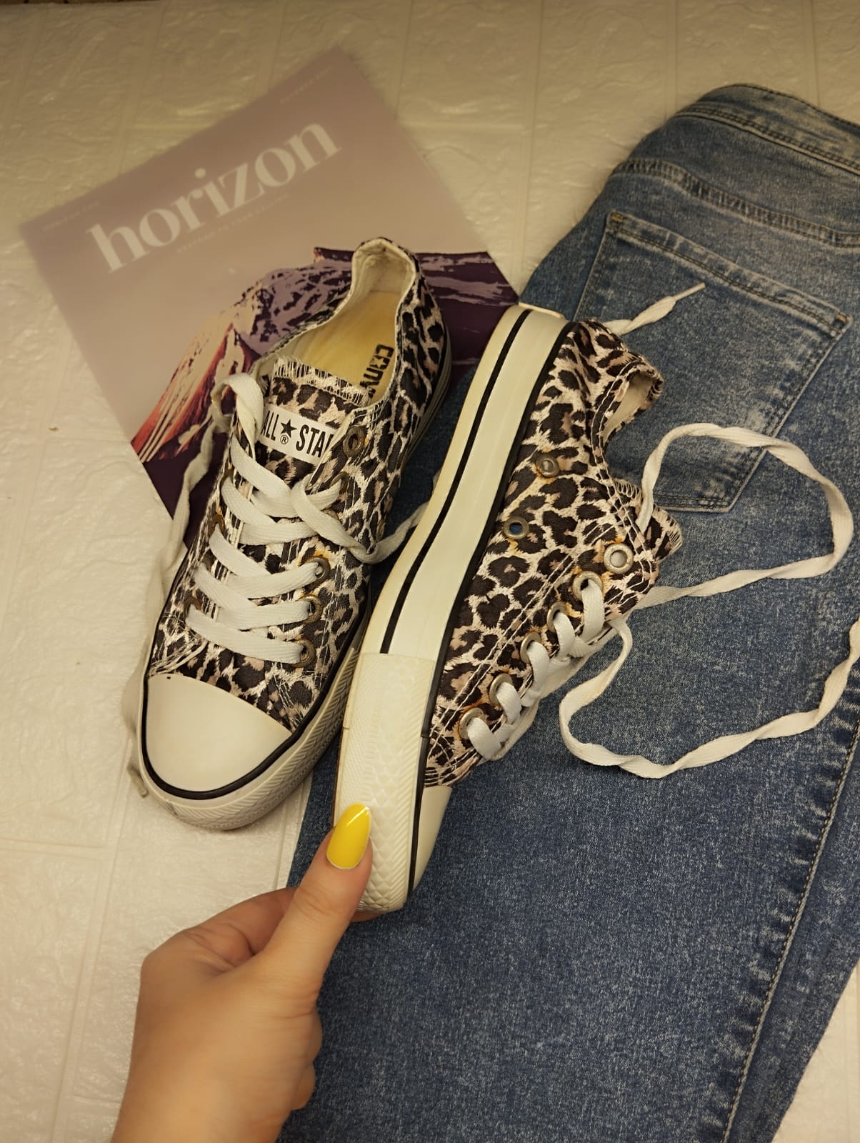 Cheetah print low rise converse