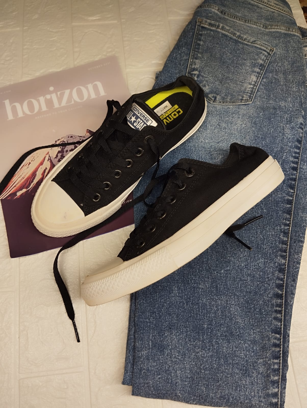 Black and white low rise converse