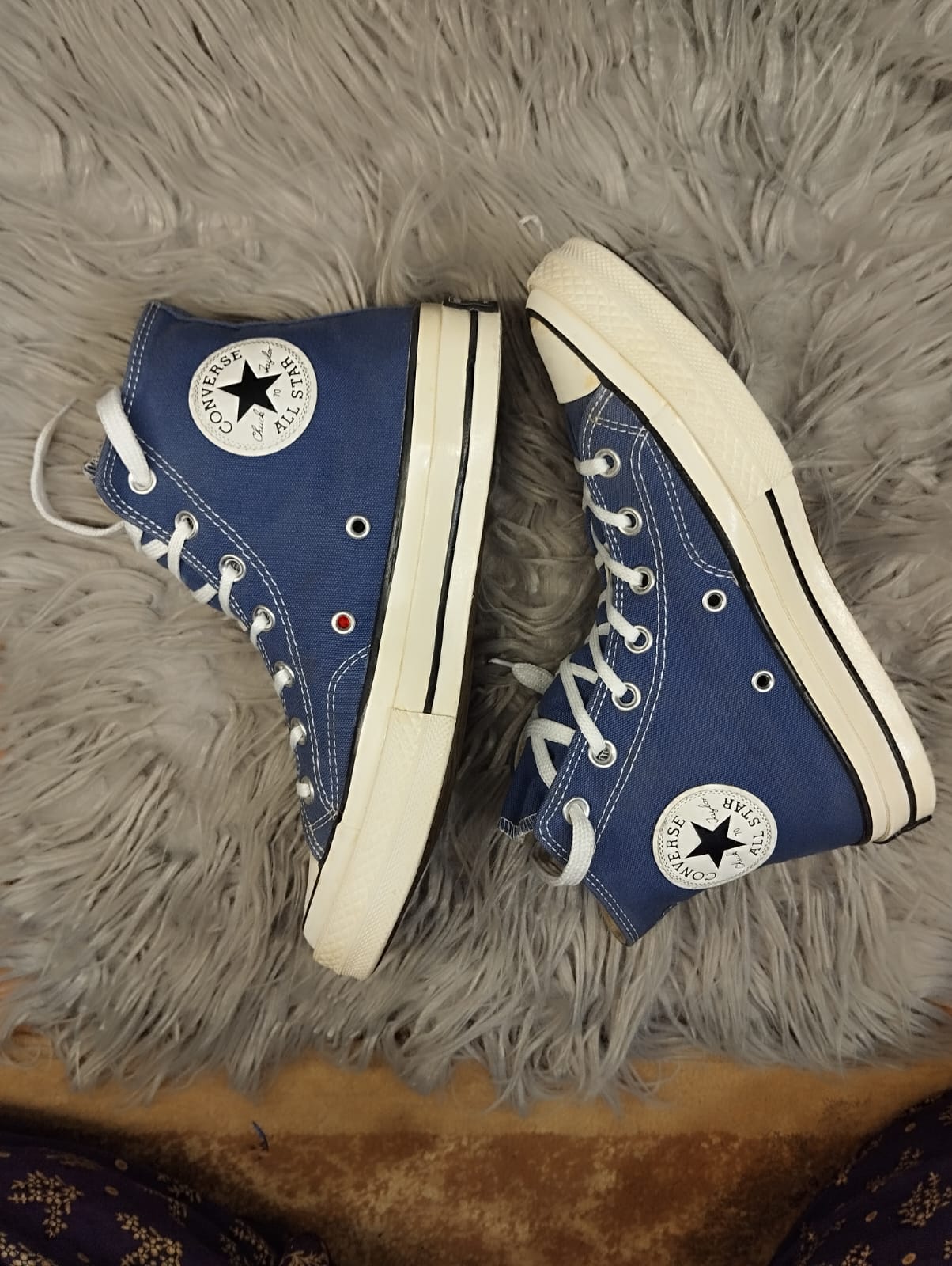 Navy blue high rise taylor chuck