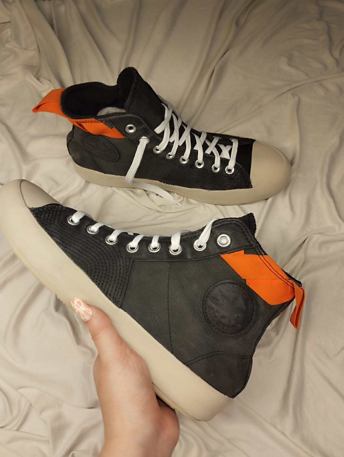 Leather waterproof high rise converse