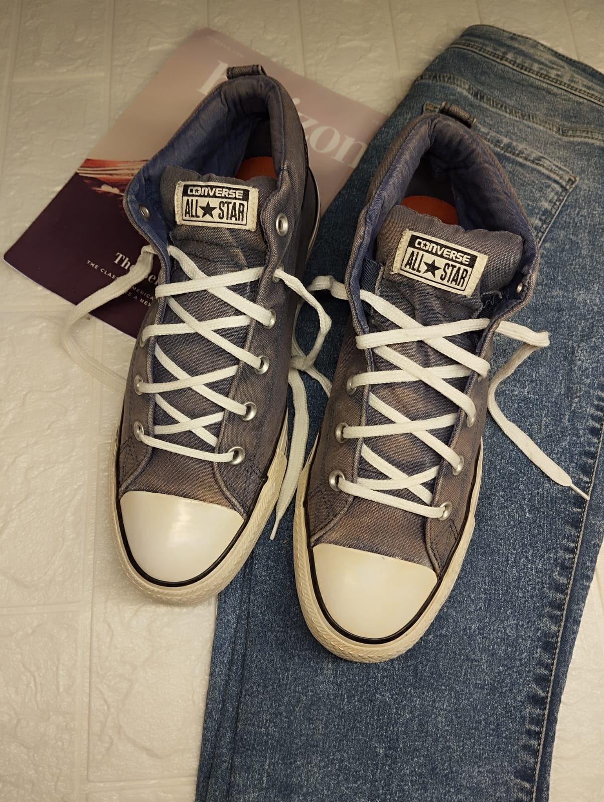 Navy blue ankle cut converse