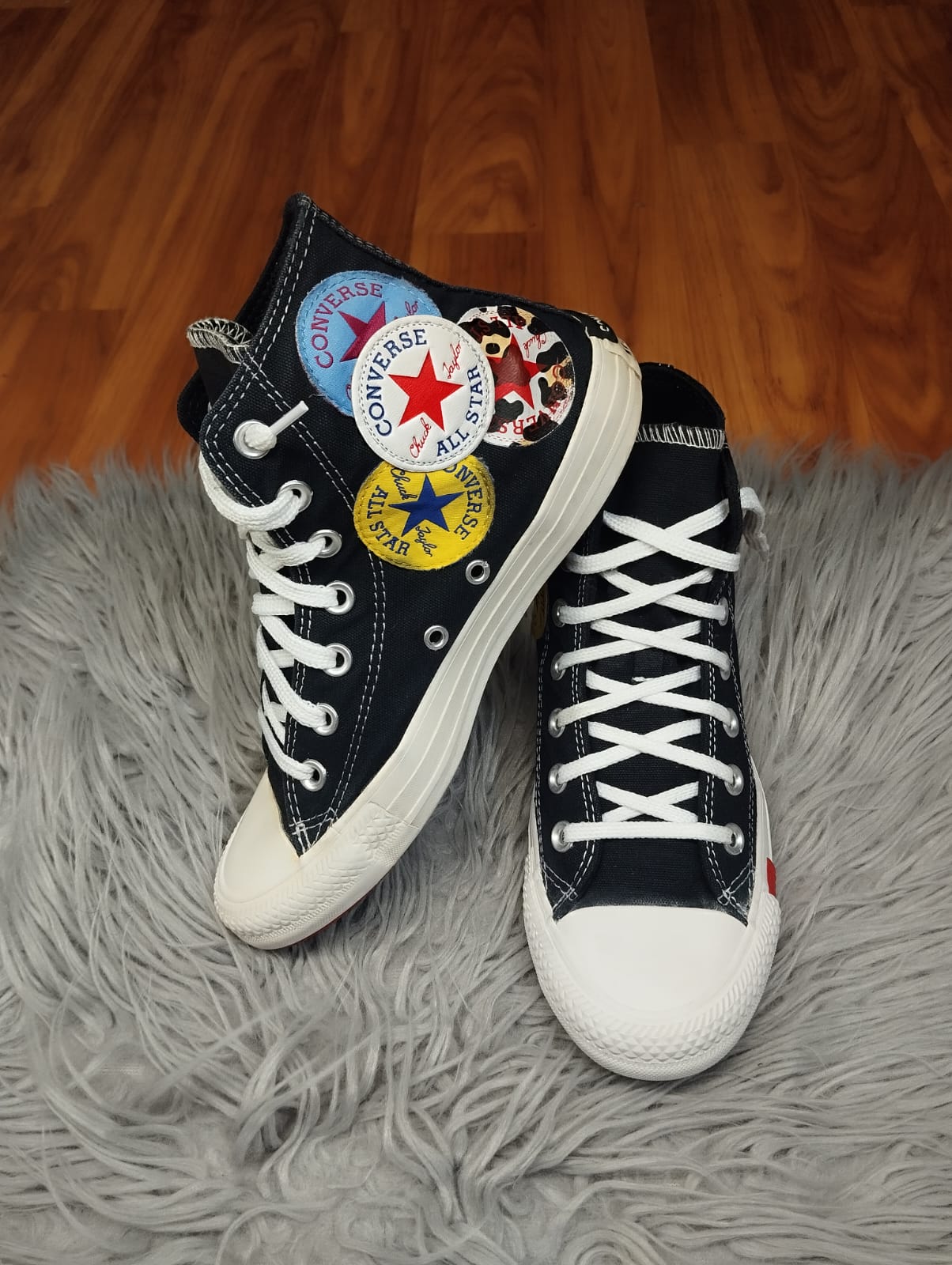 Black logo high rise converse