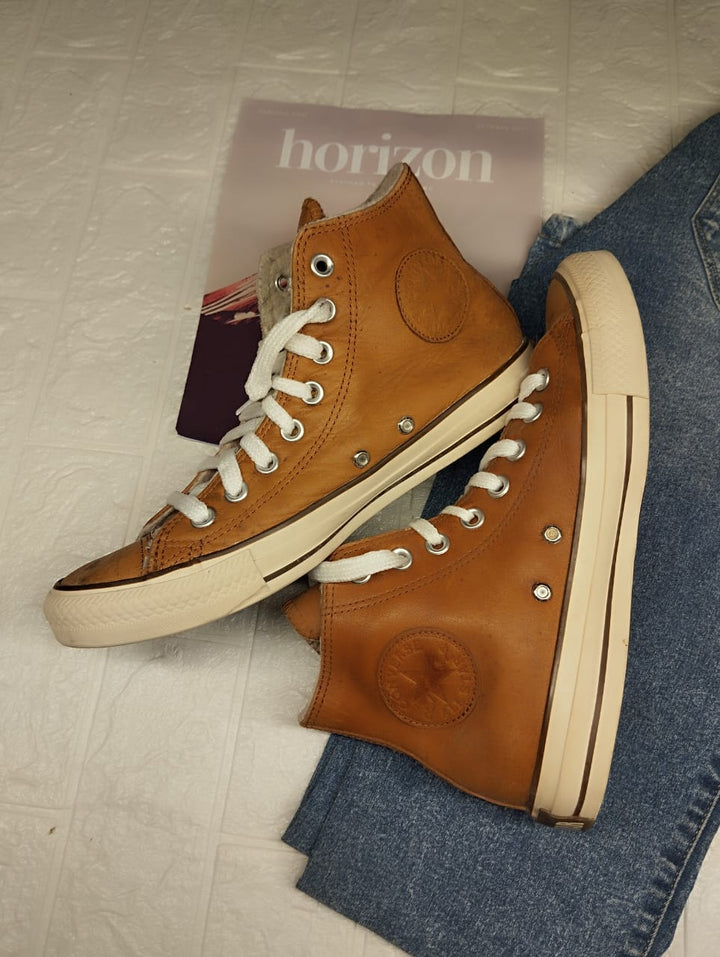 Brown leather winter boots