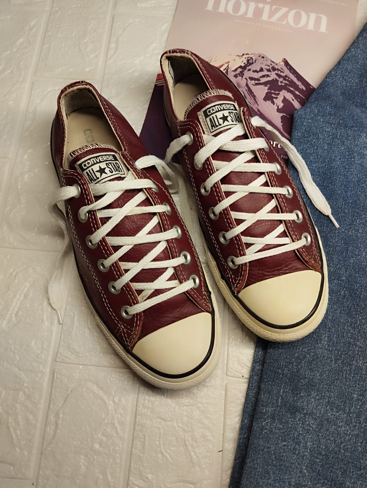 Burgundy leather low rise converse
