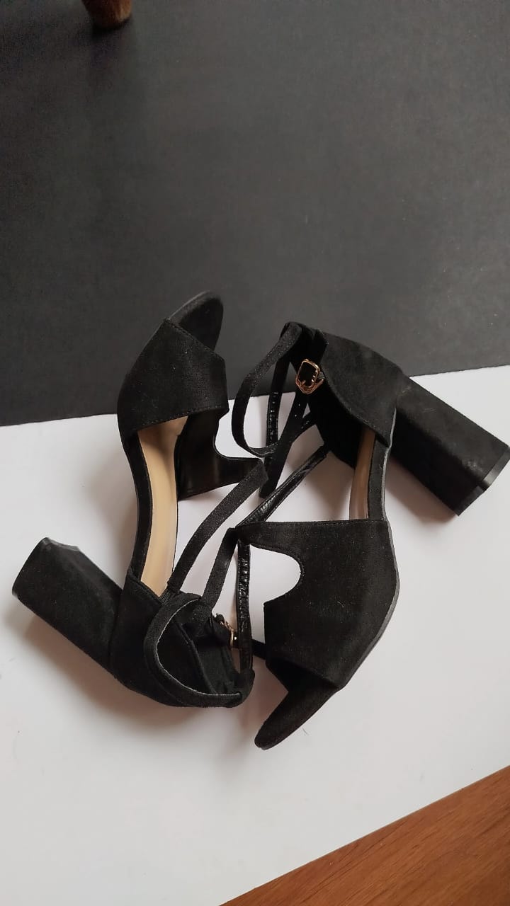 Black heel