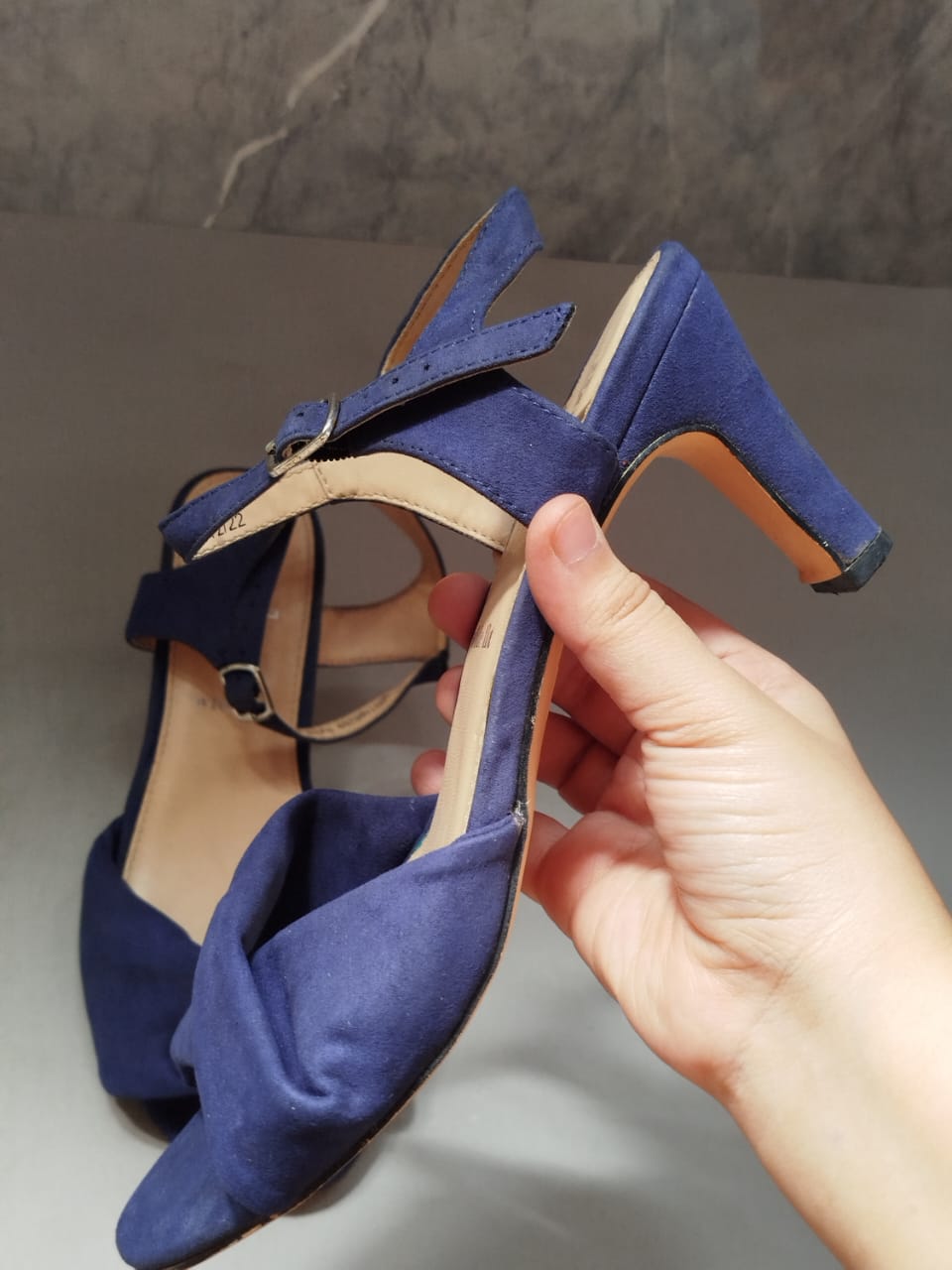 Navy blue heel