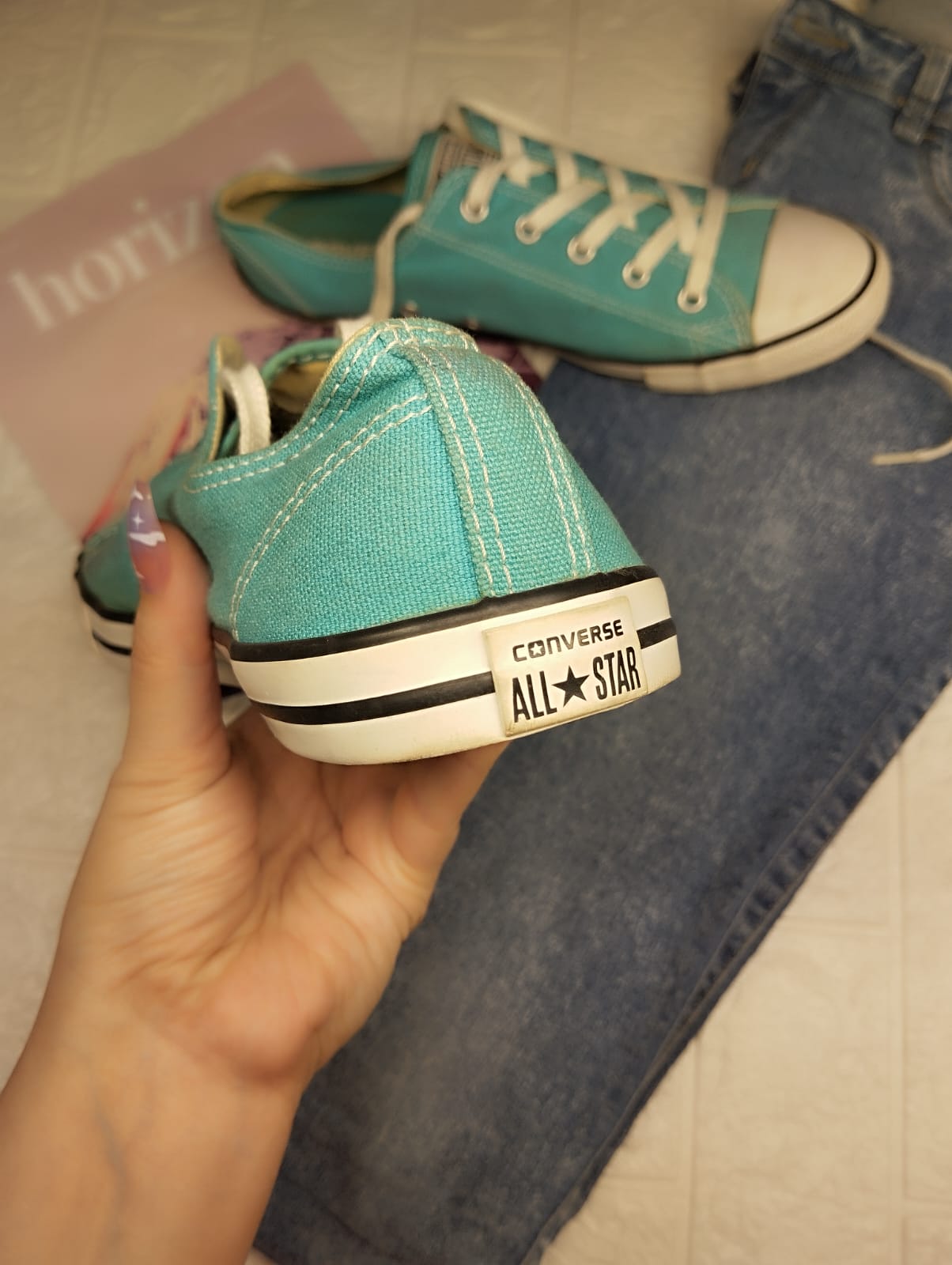 Turquoise low rise converse