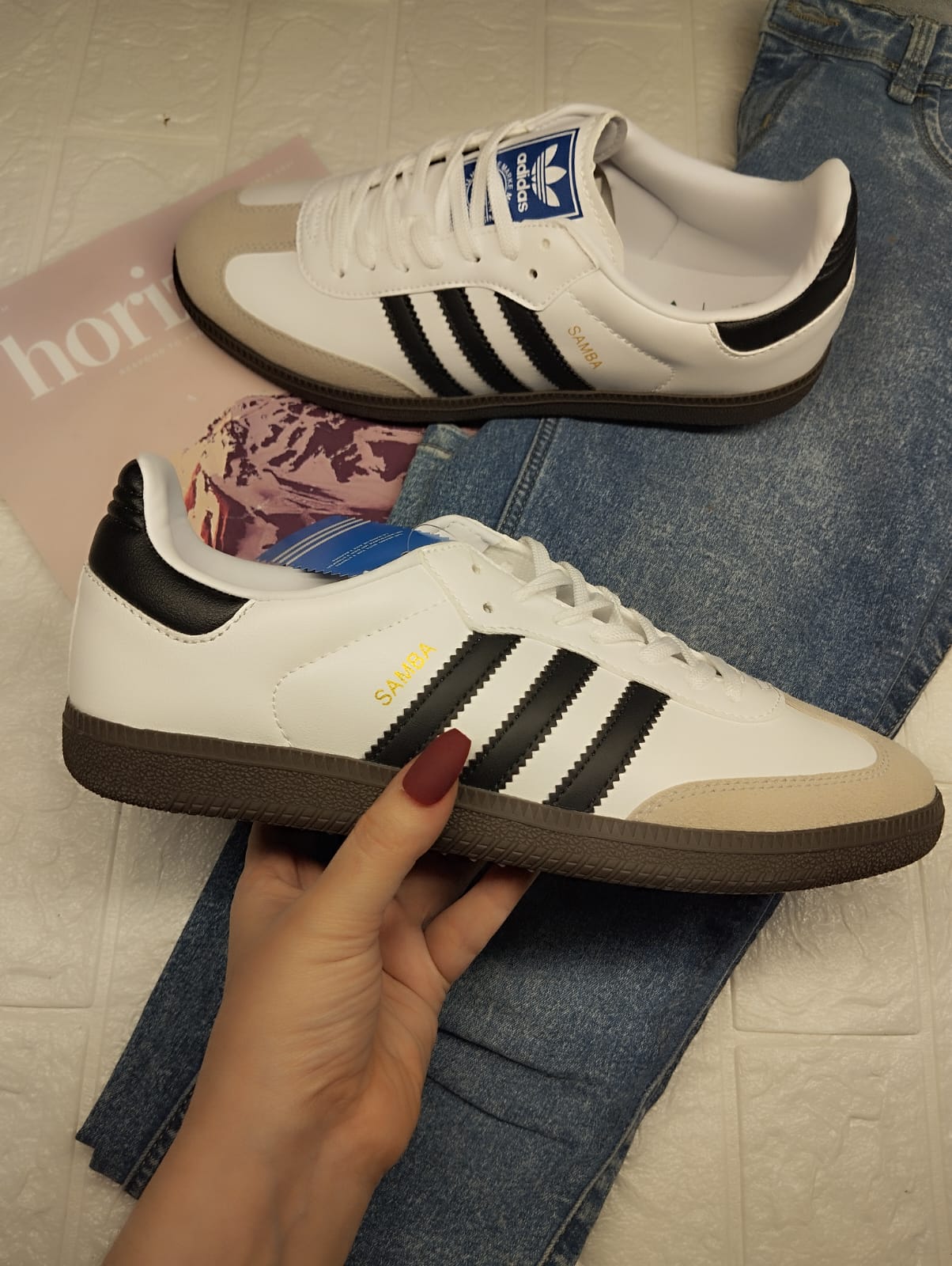White stripped sambas