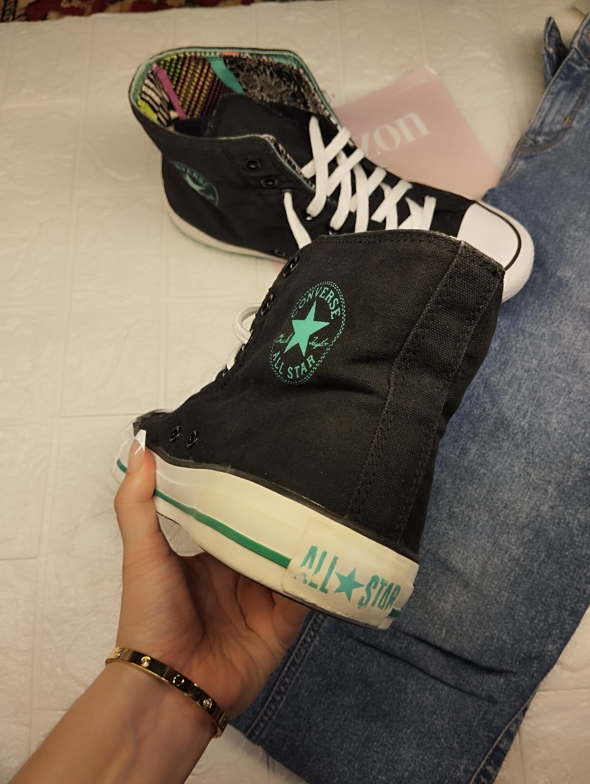 Black and green printed high rise converse