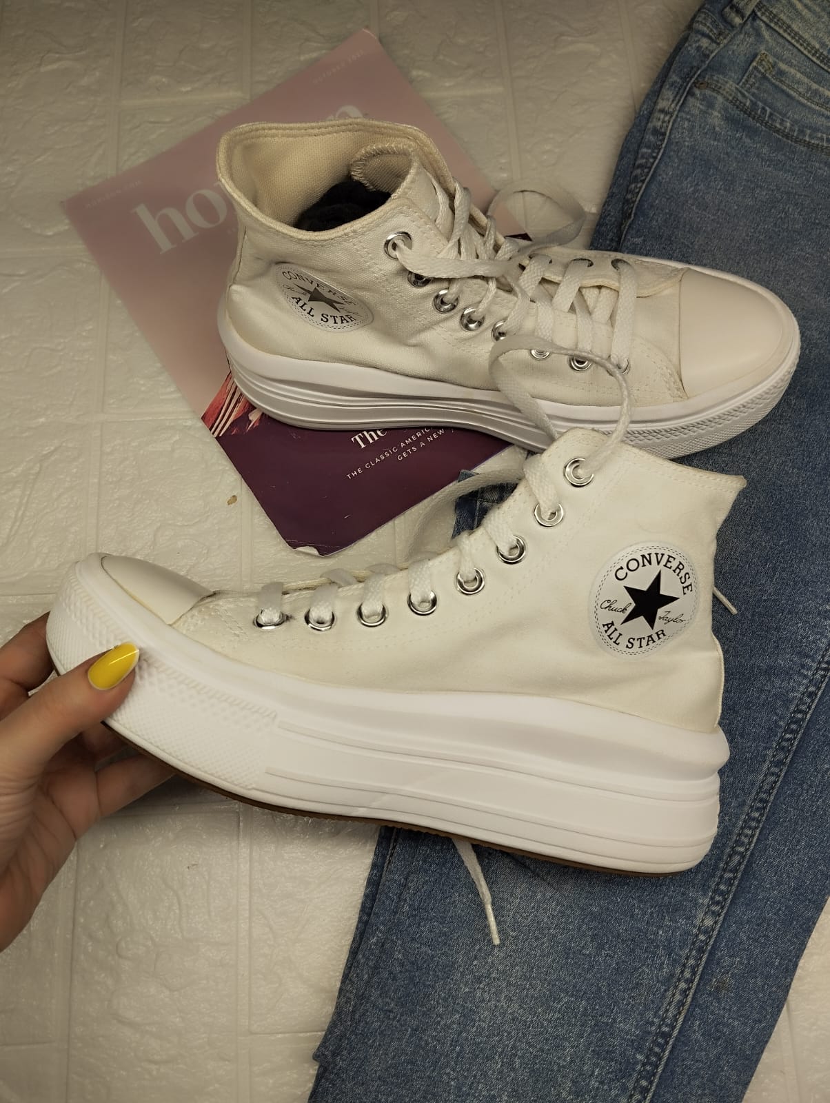 Full white wave platform