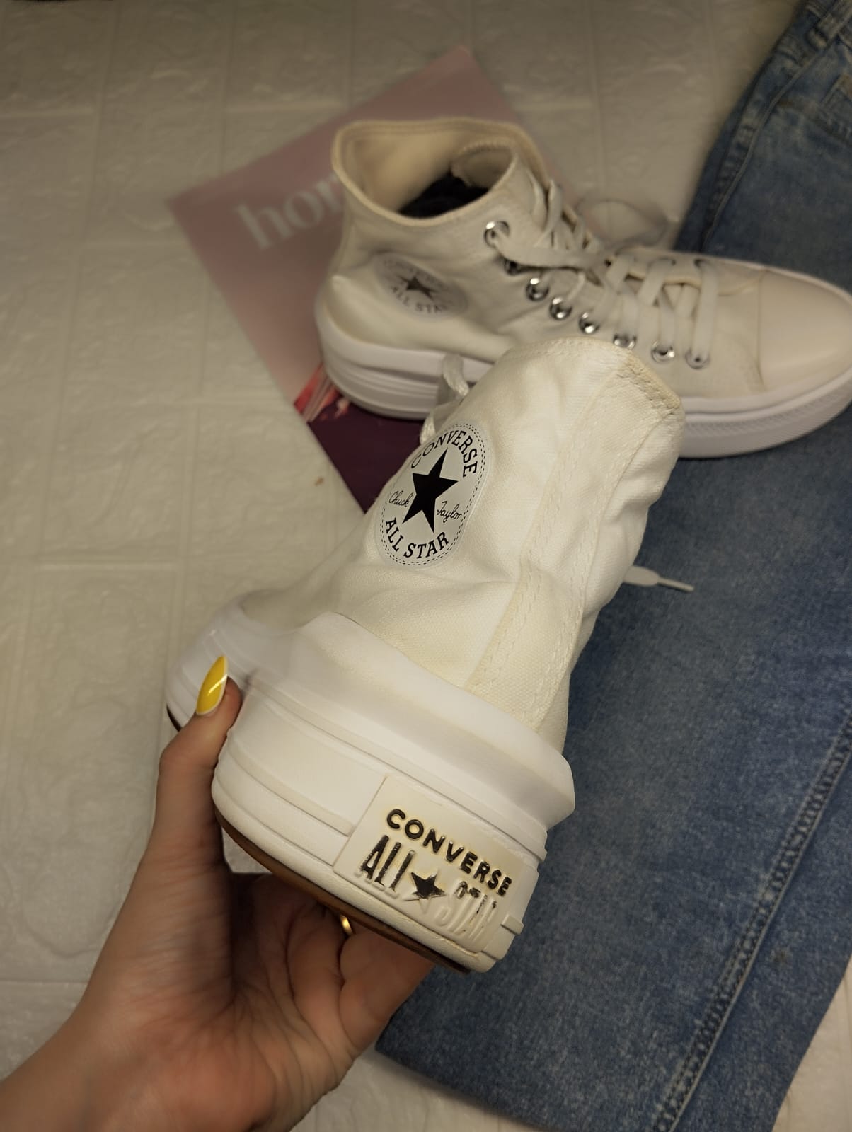 Full white wave platform