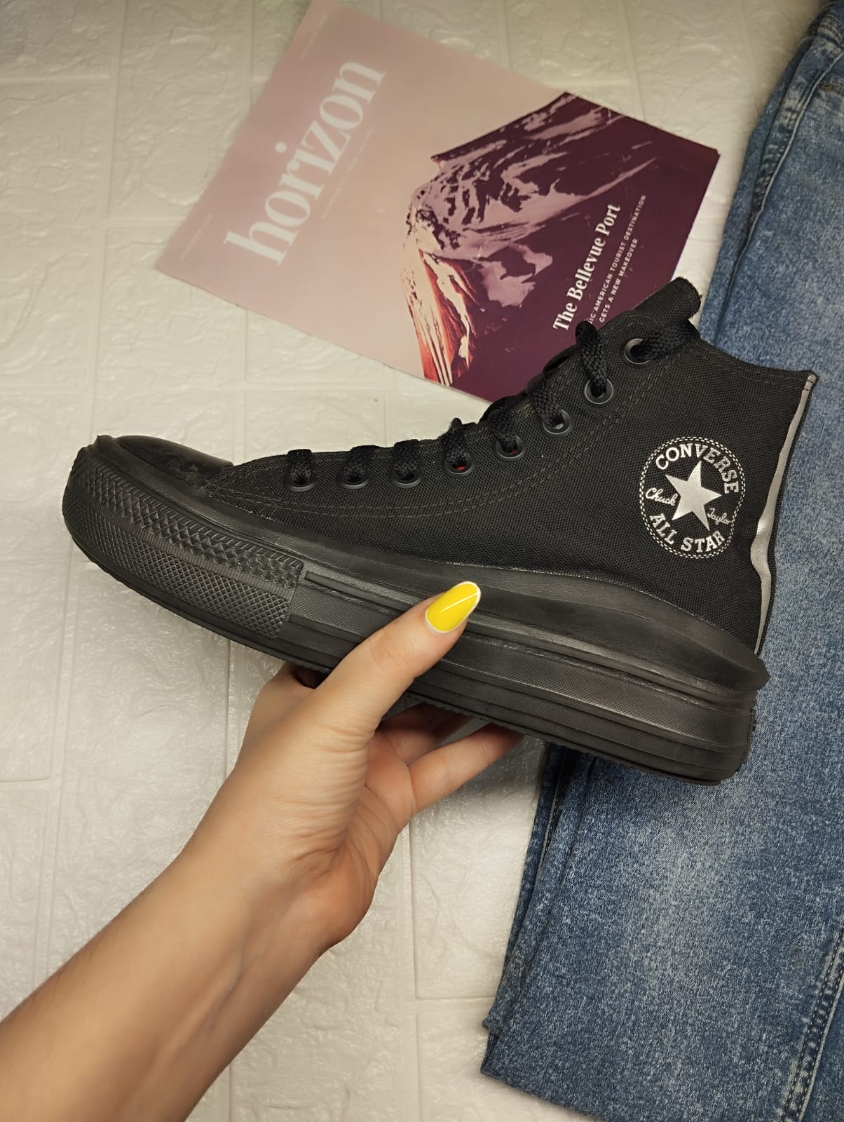 Black and silver high rise wave platform