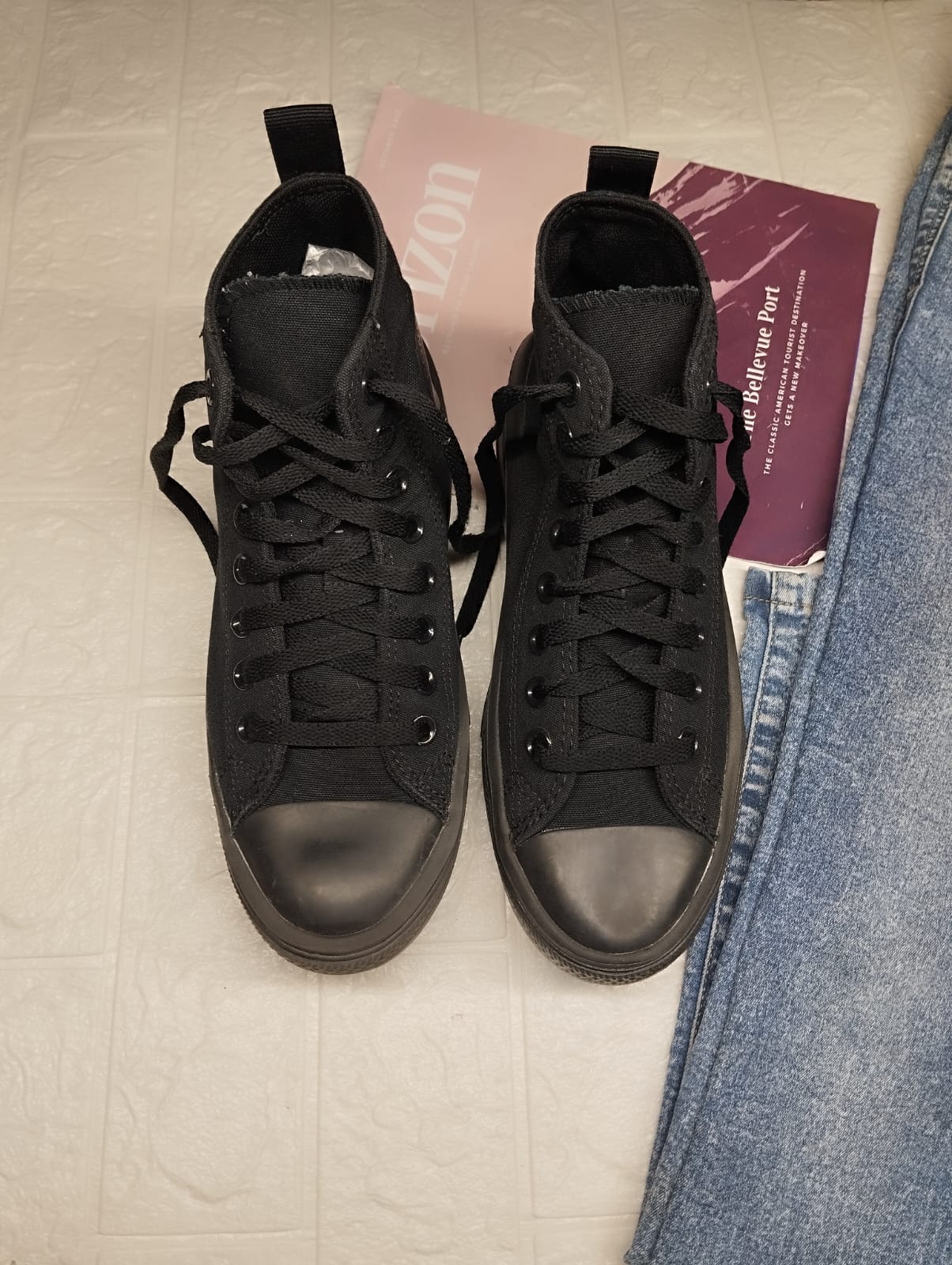 Full black wave platform