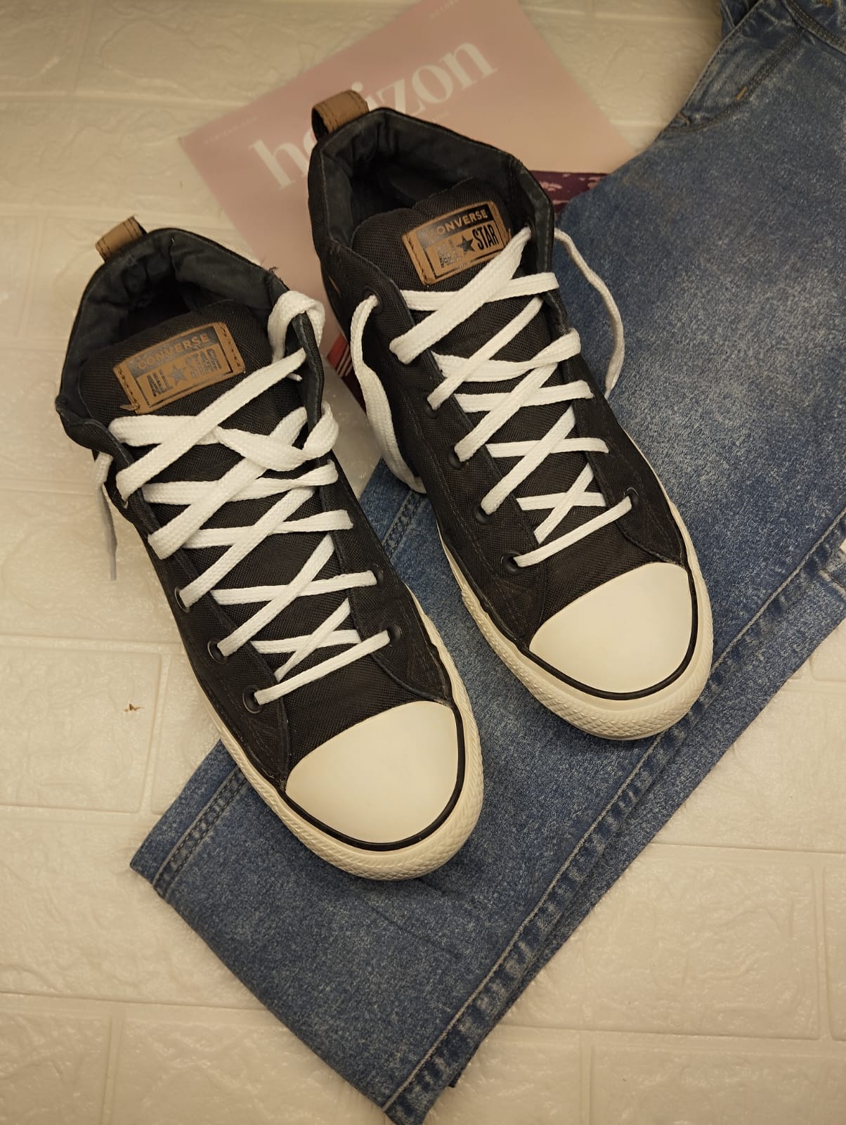 Brown logo ankle cut converse