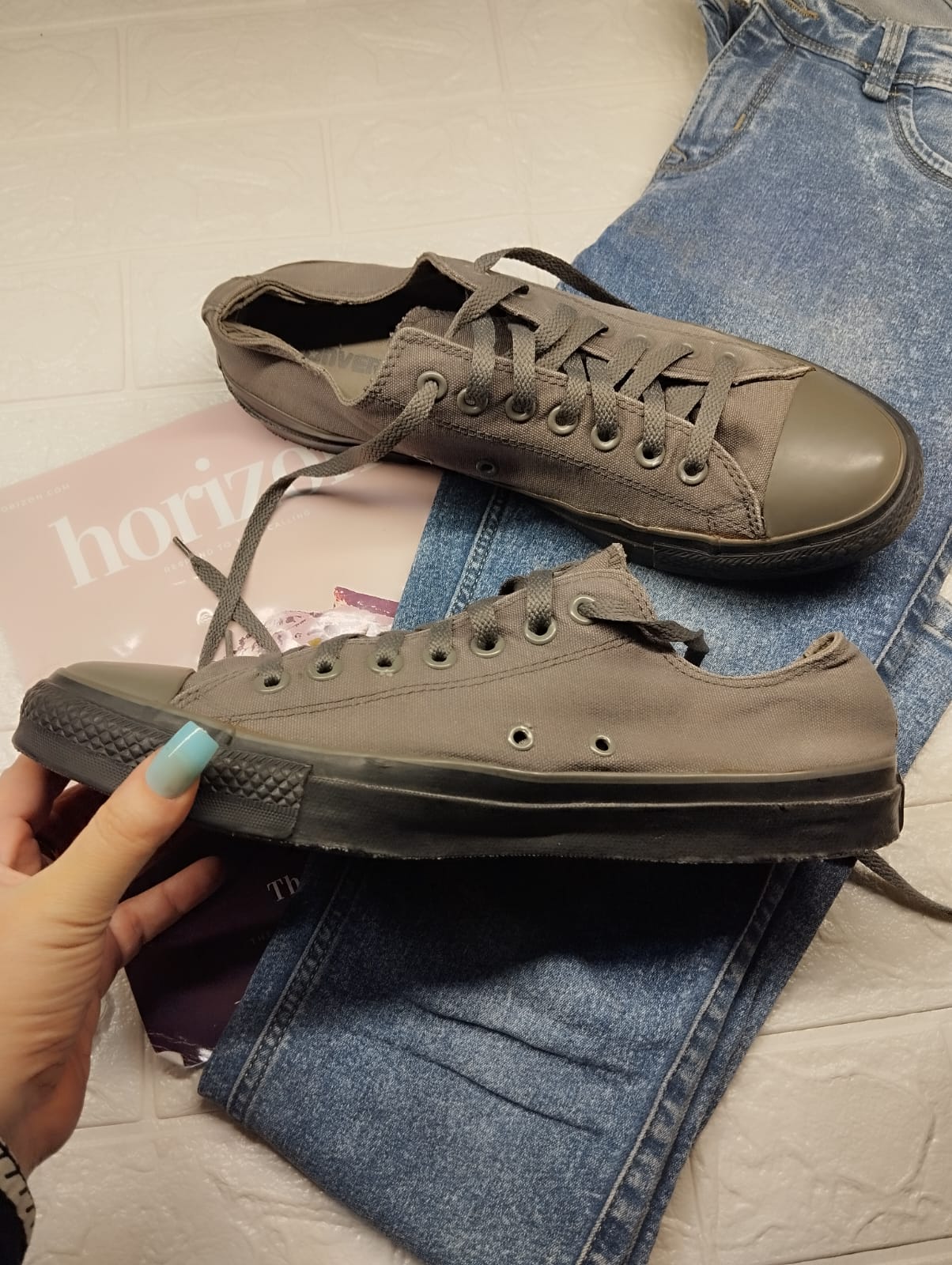 Full black low rise converse DD