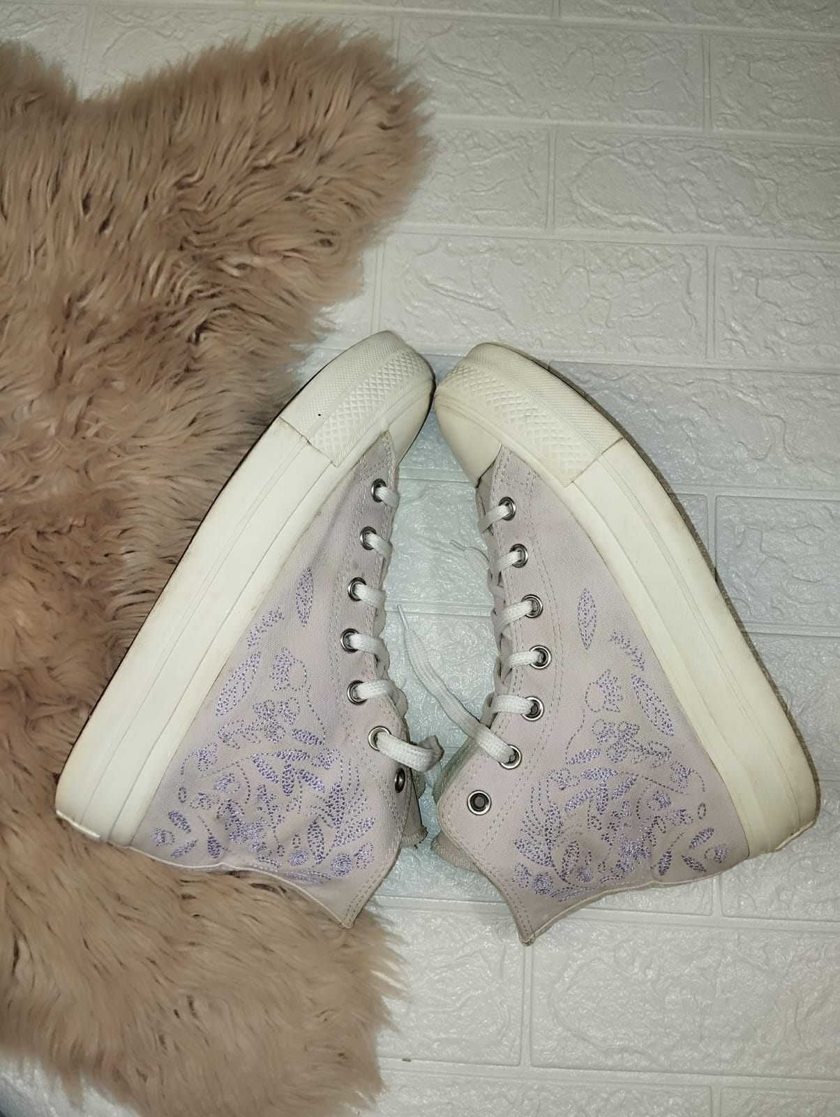 Pink and purple high rise platform