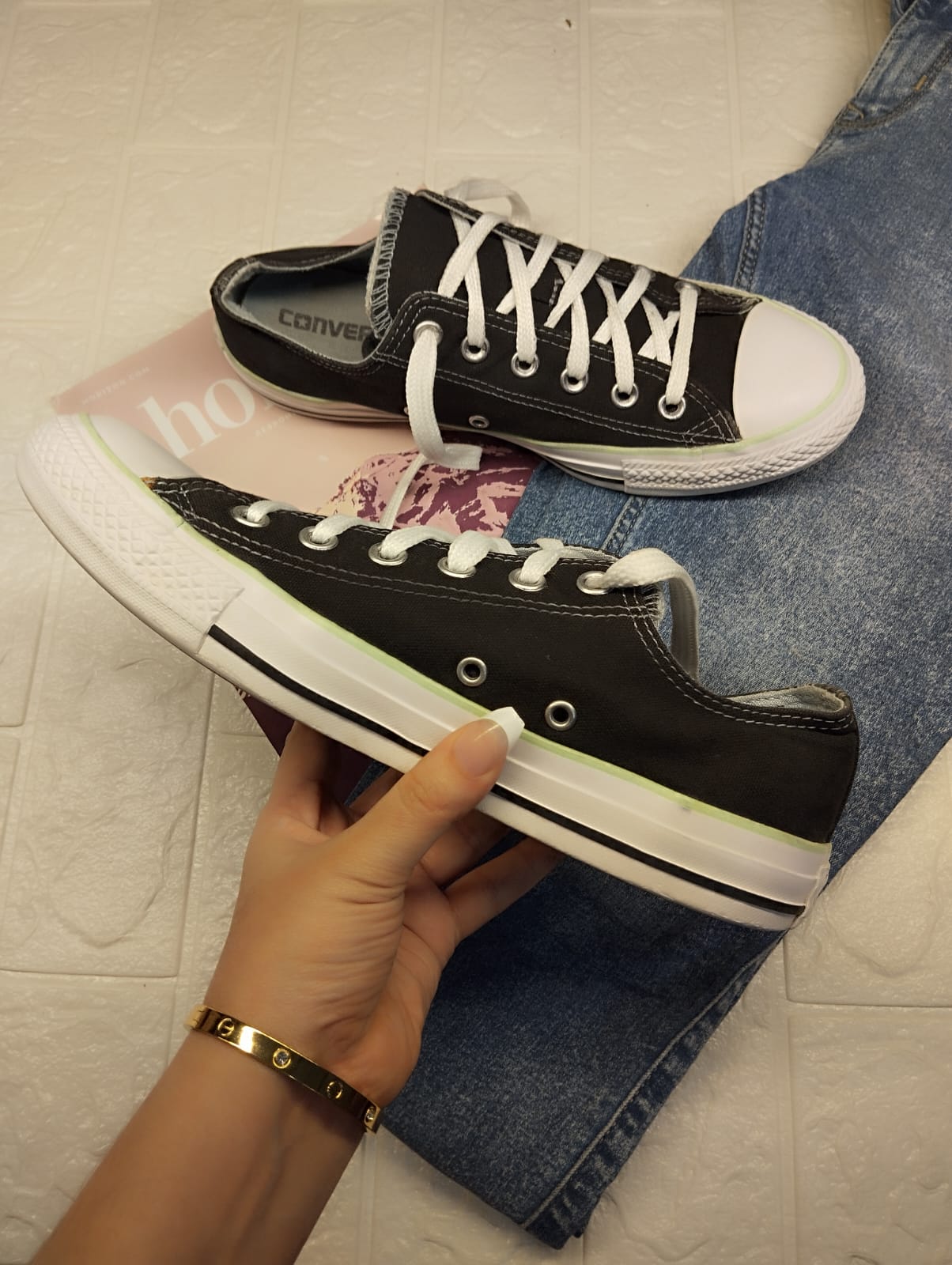 Black and green low rise converse