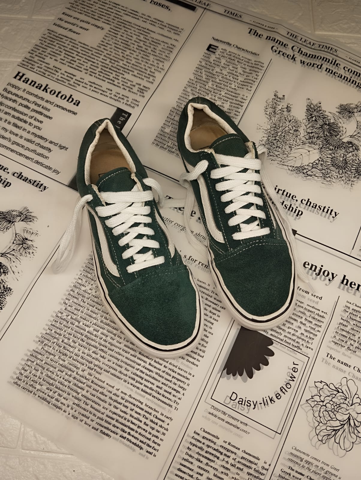 Bottle green low rise vans