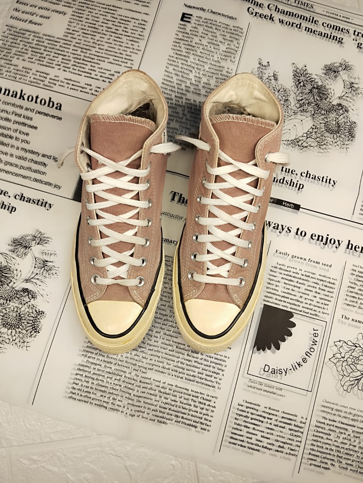 Mauve high rise taylor chuck
