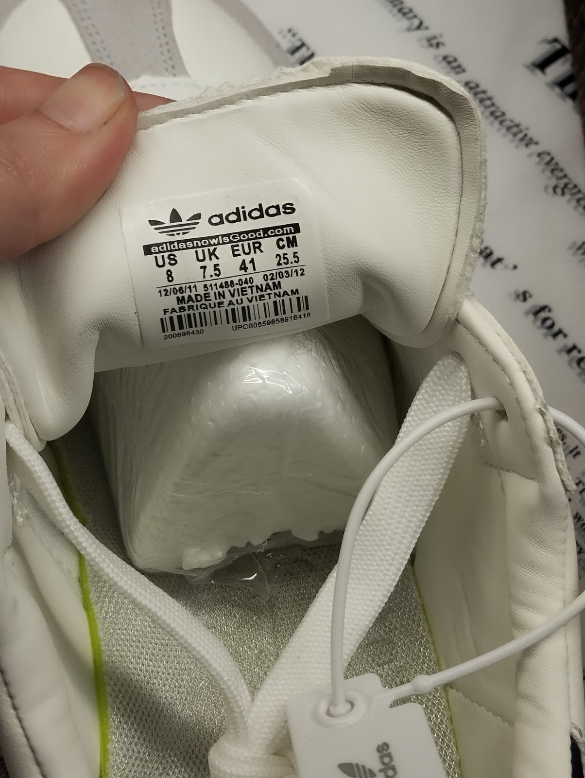 White stripped sambas
