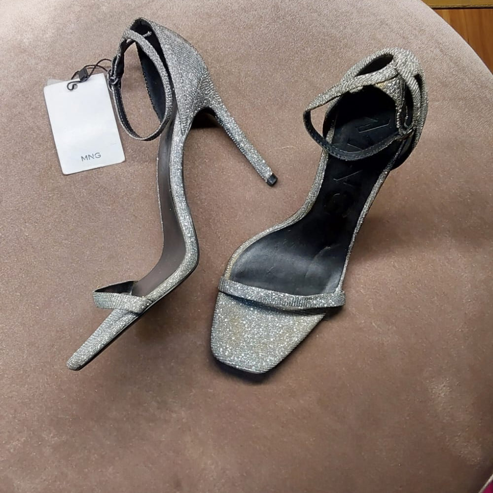 Black glitter heel