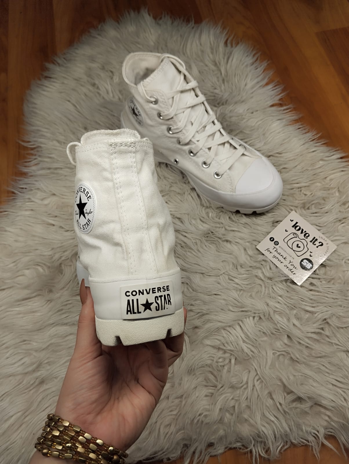 White high rise platform