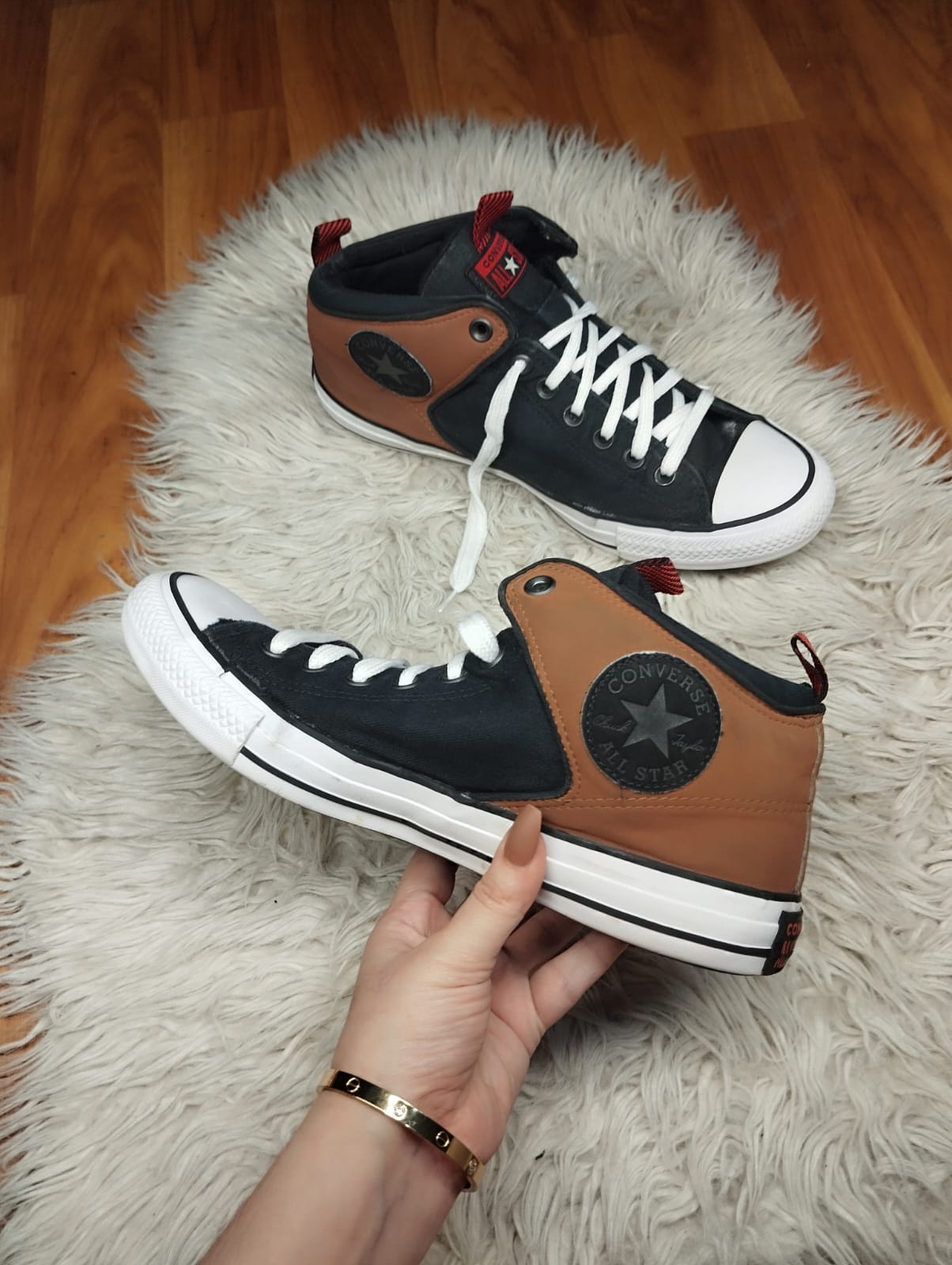Brown ankle cut converse