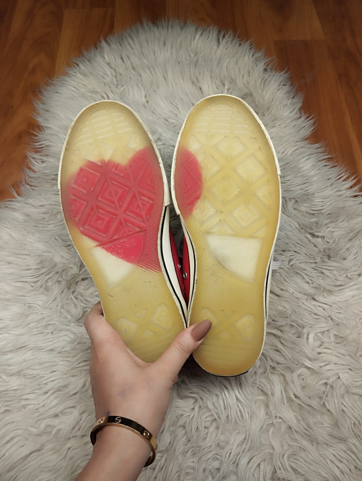 Red heart high rise taylor chuck