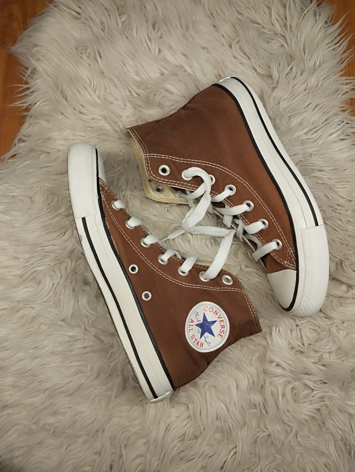 Brown high rise converse