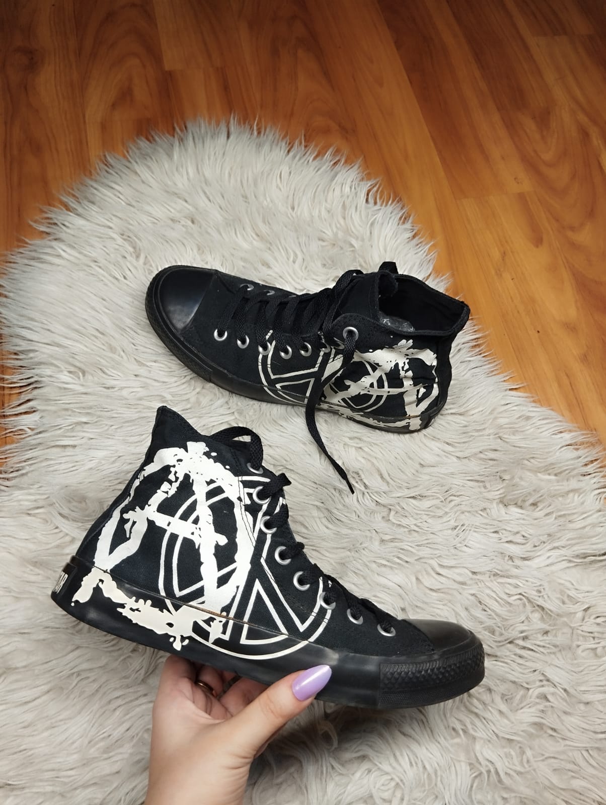 Full black and white high rise converse