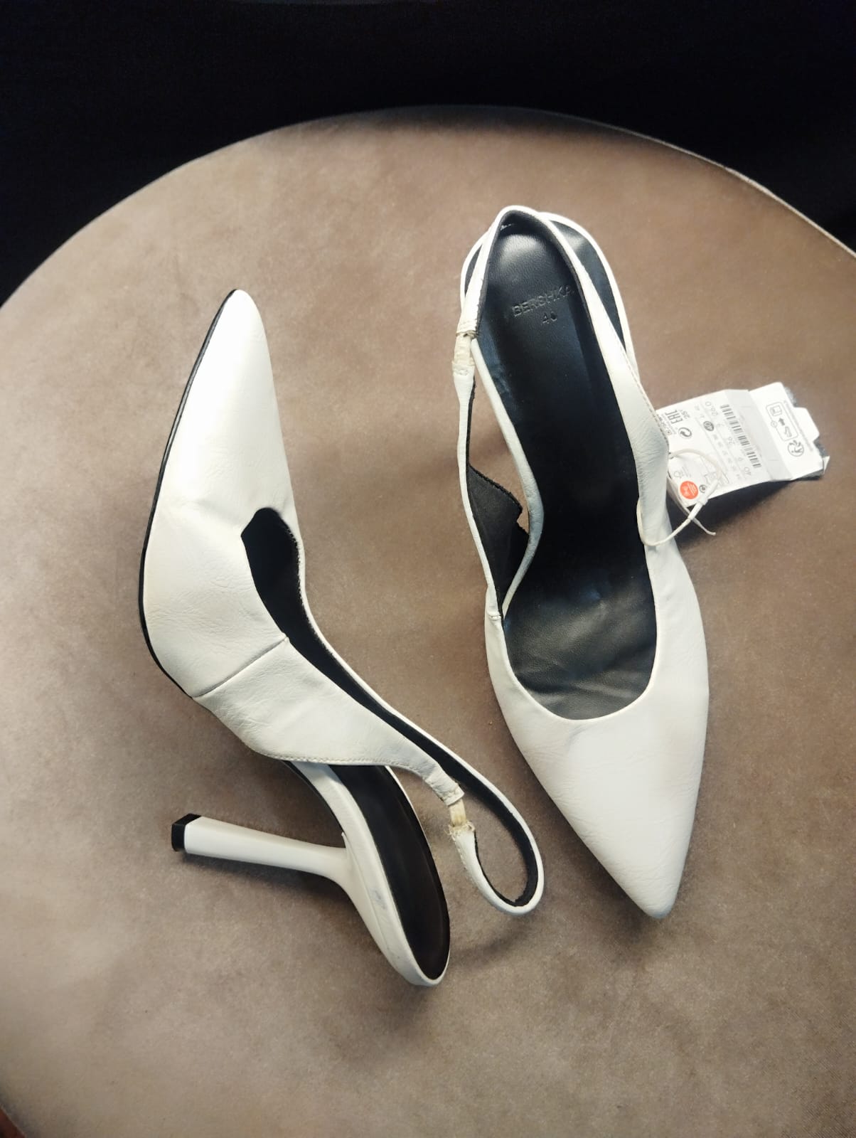 White heel