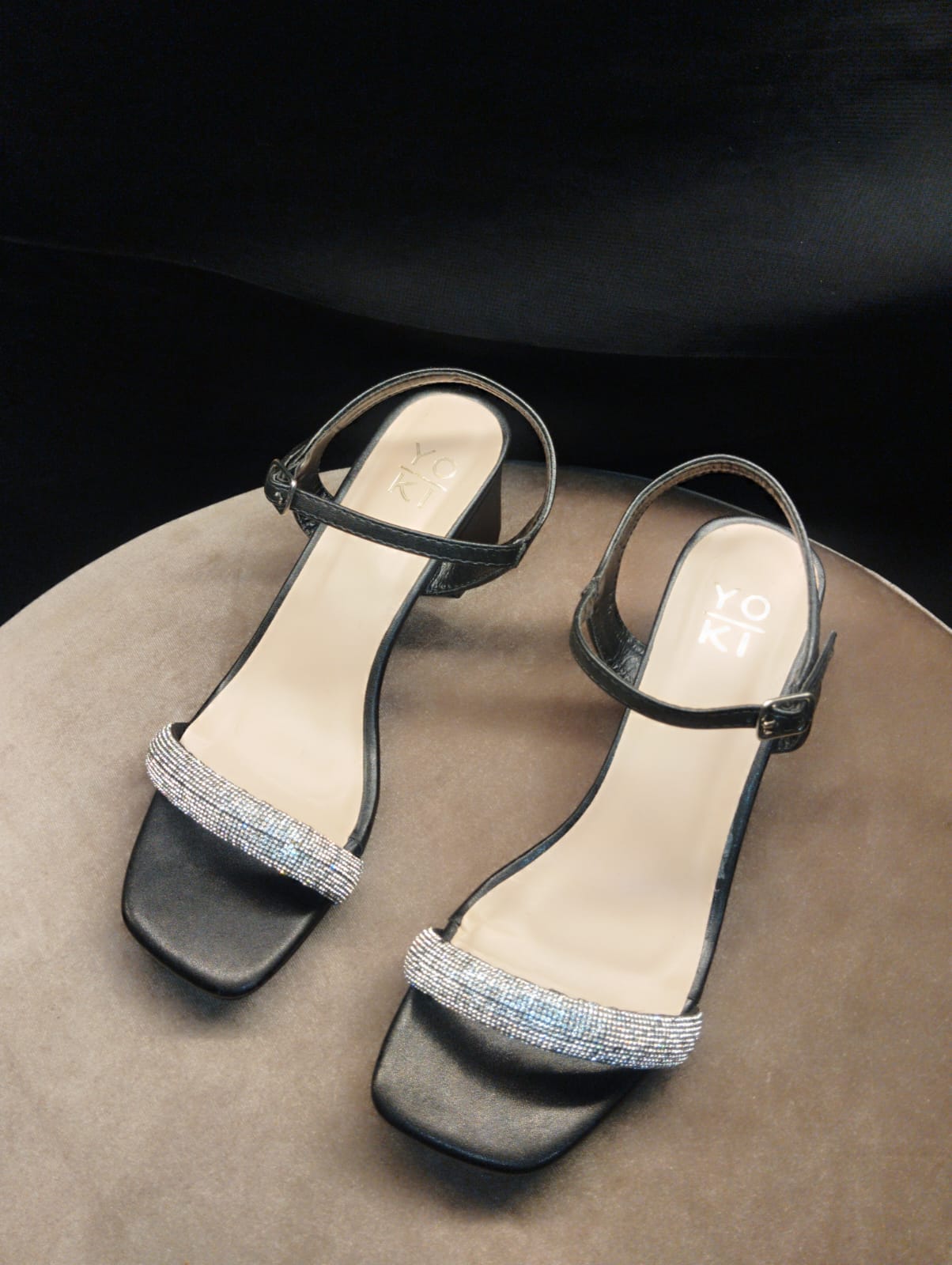 Black diamond heel