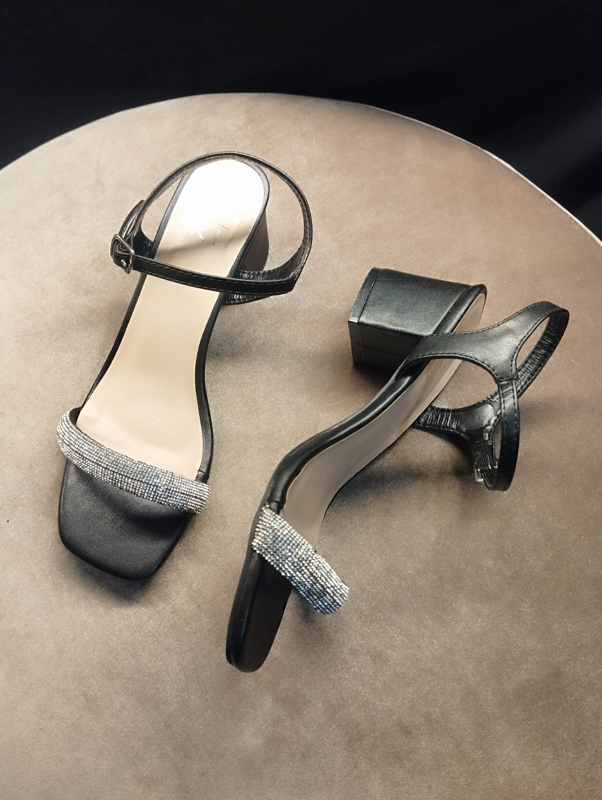 Black diamond heel