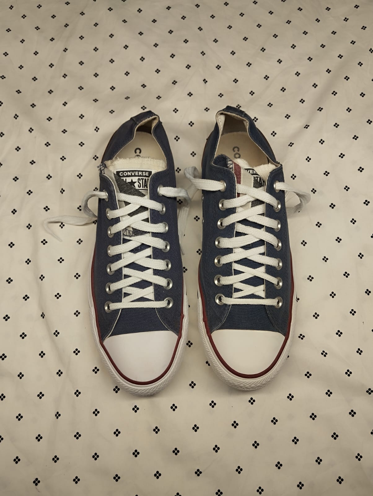 Navy blue low rise converse