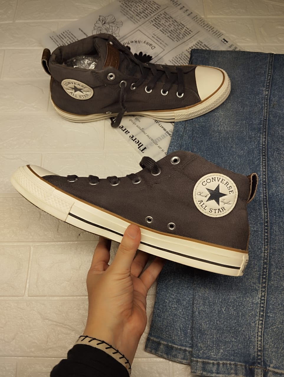 Brown ankle cut converse