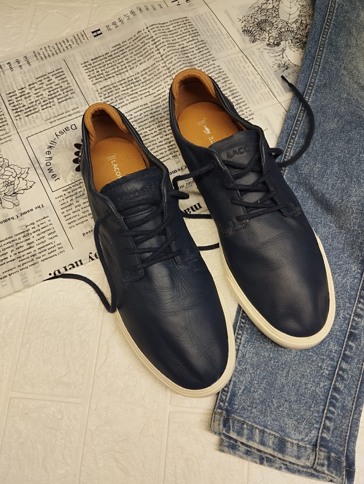 blue crocodile sneakers
