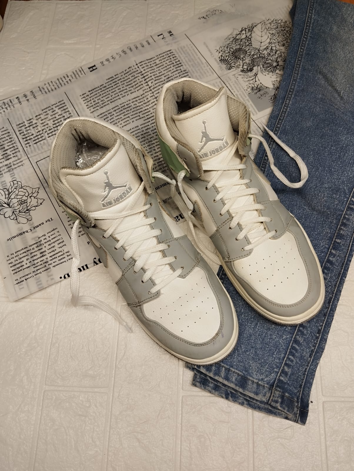 Green nike sneakers