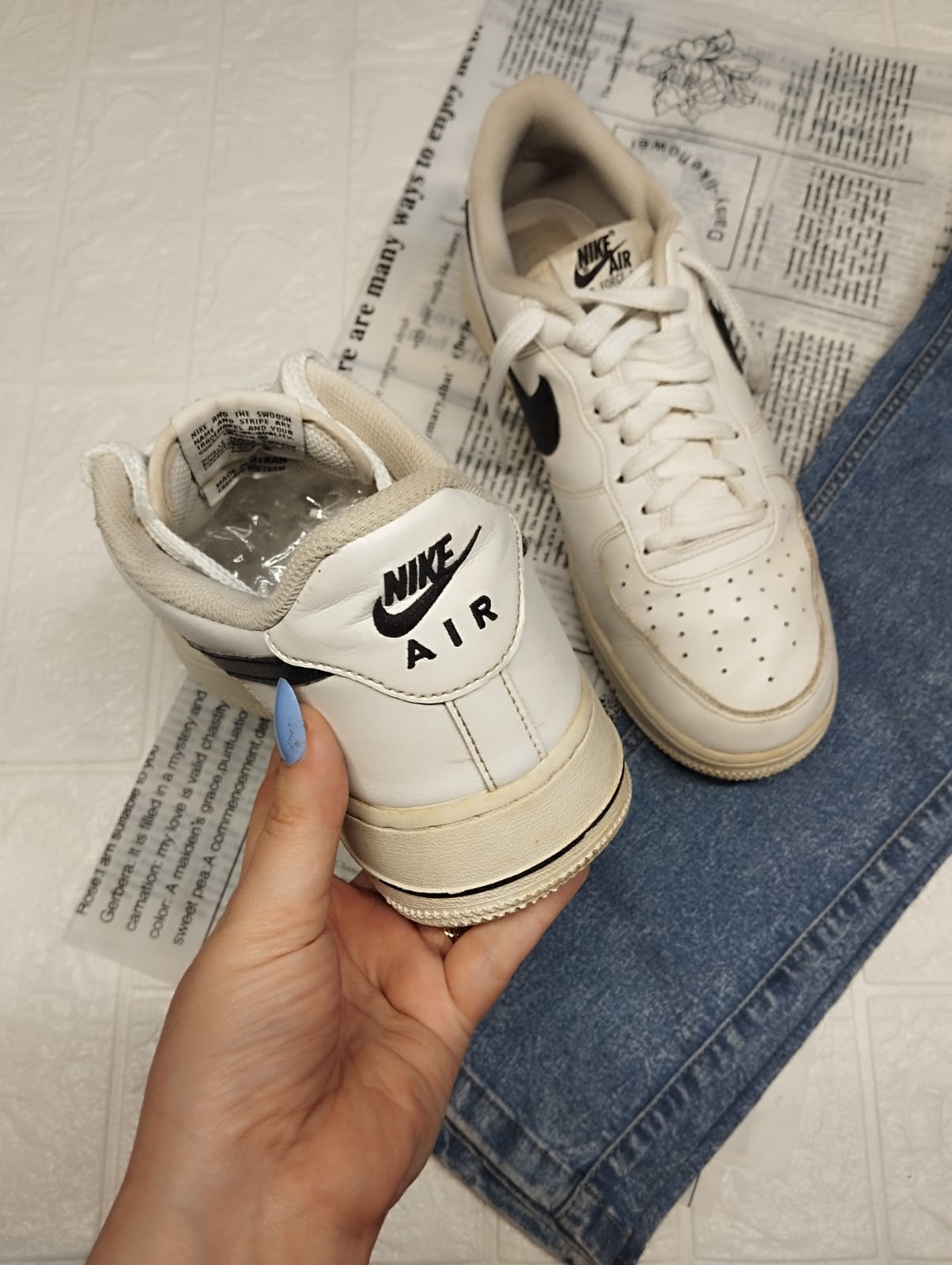 Nike Air Force 1 Low  White Black Retro