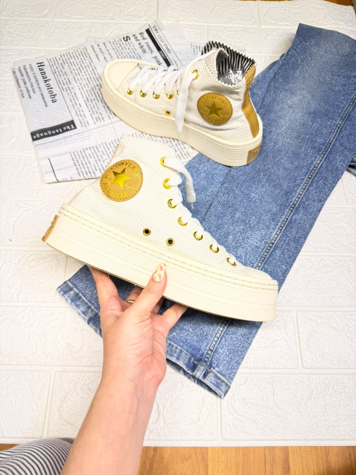 White high rise platform (yellow tag)
