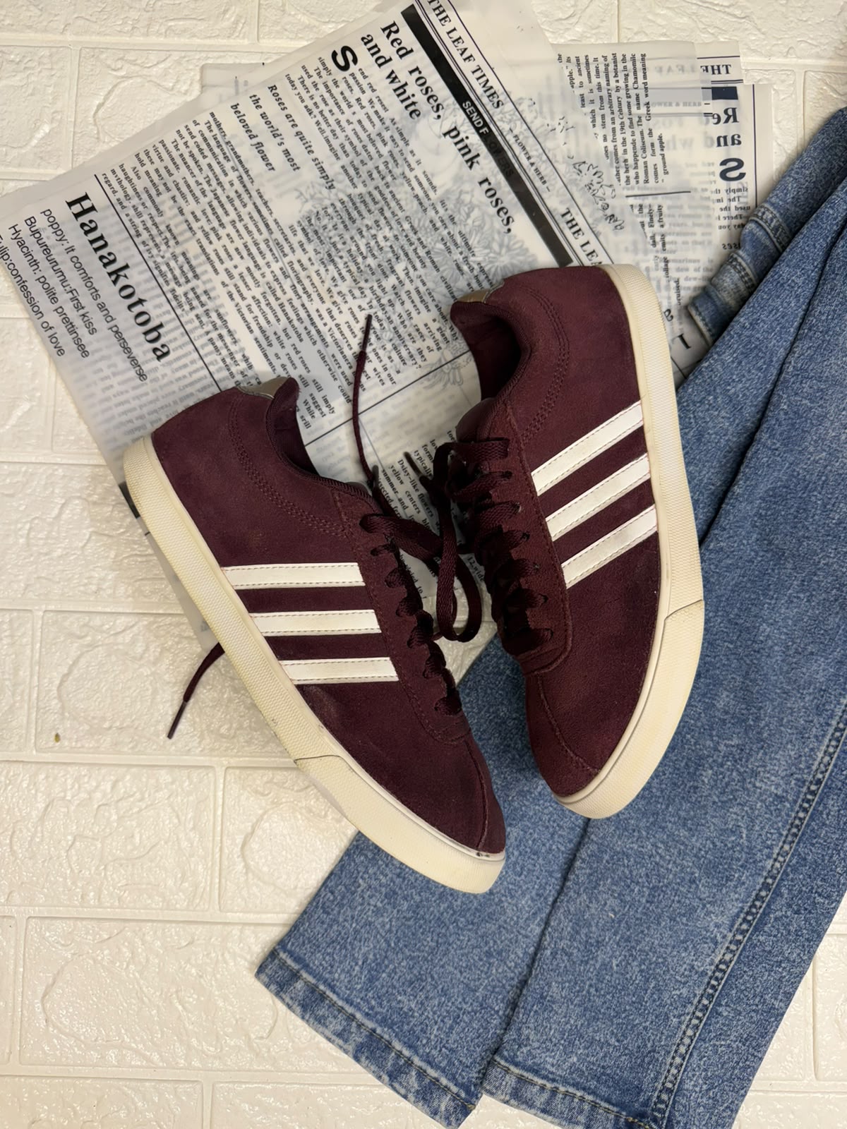 Burgundy low rise adidas
