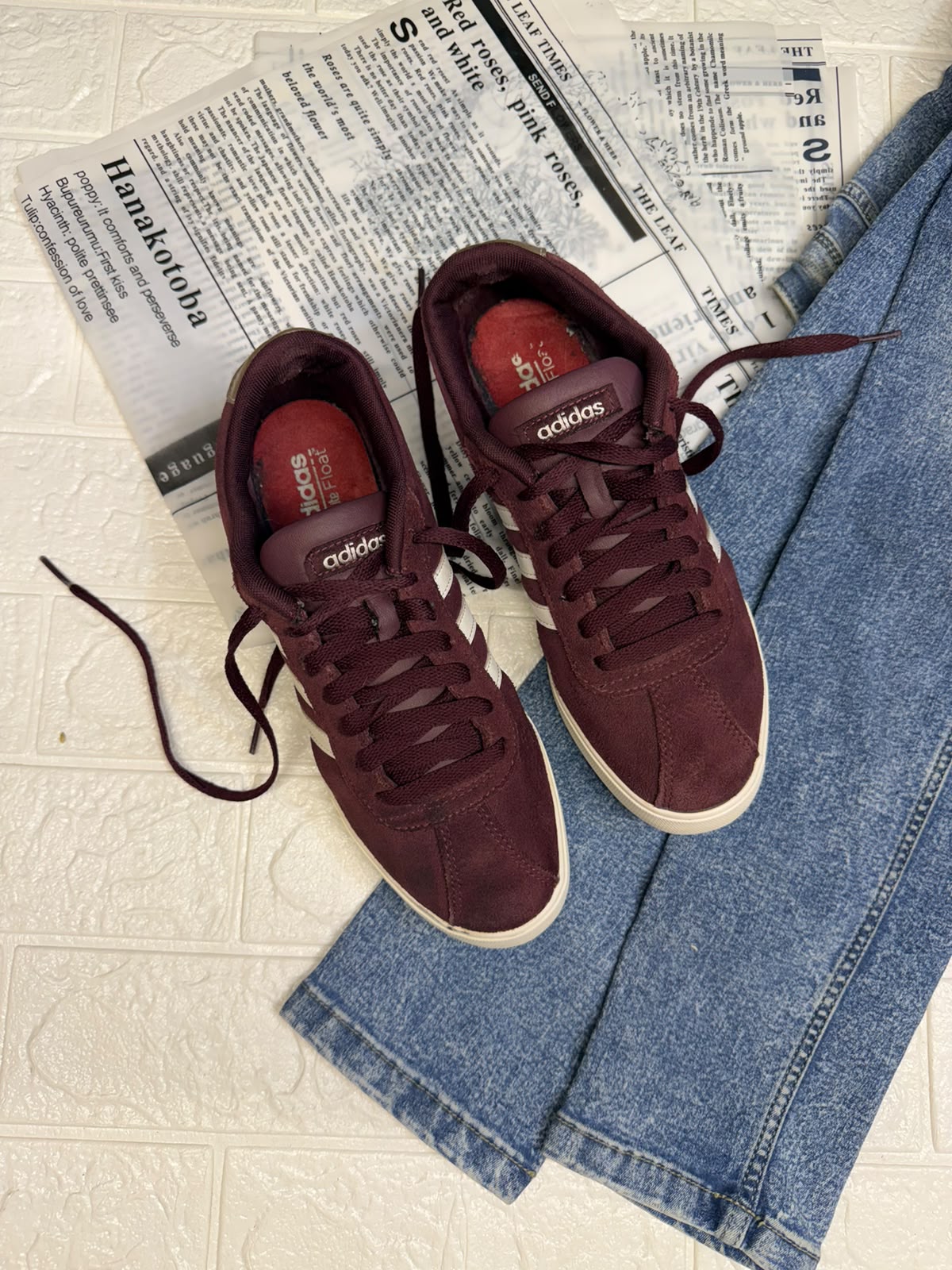 Burgundy low rise adidas