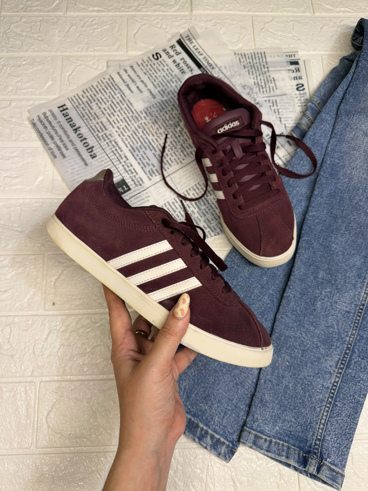 Burgundy low rise adidas