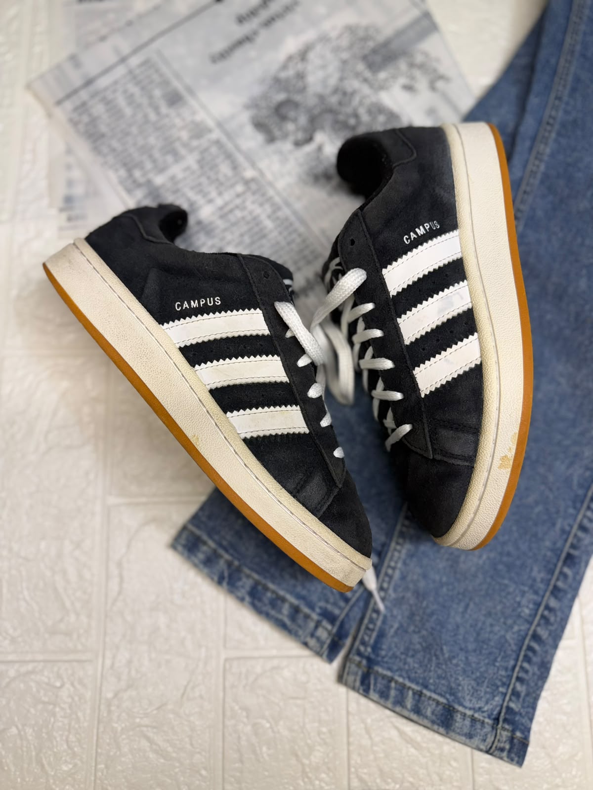 Adidas campus