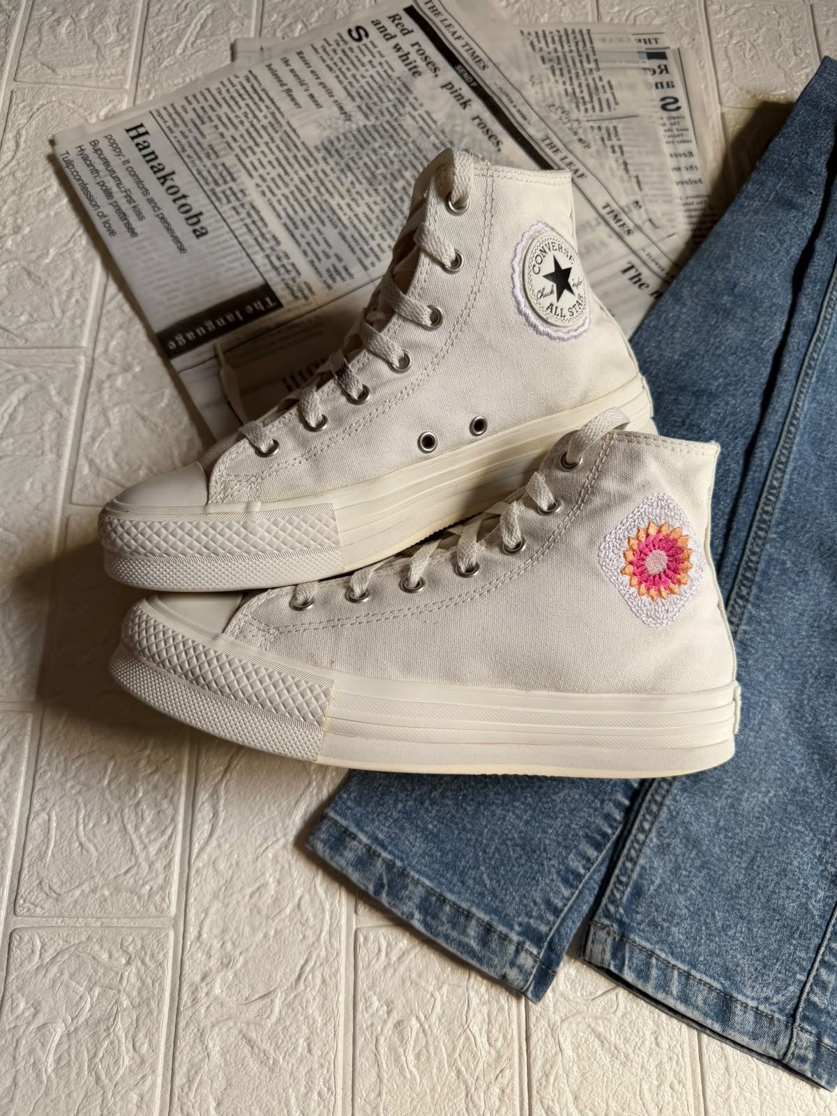 White flower high rise platform