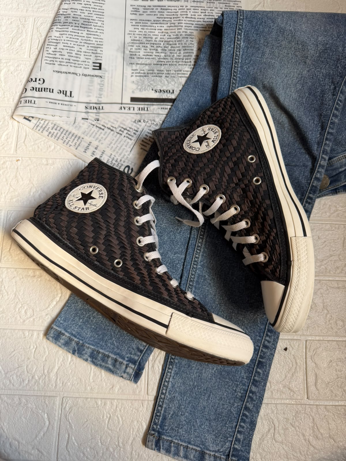 Black textured high rise converse