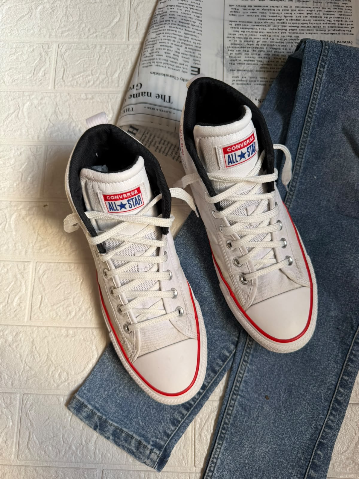 White ankle cut converse