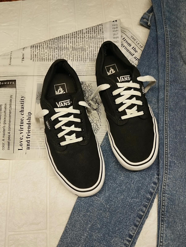 Atwood Black