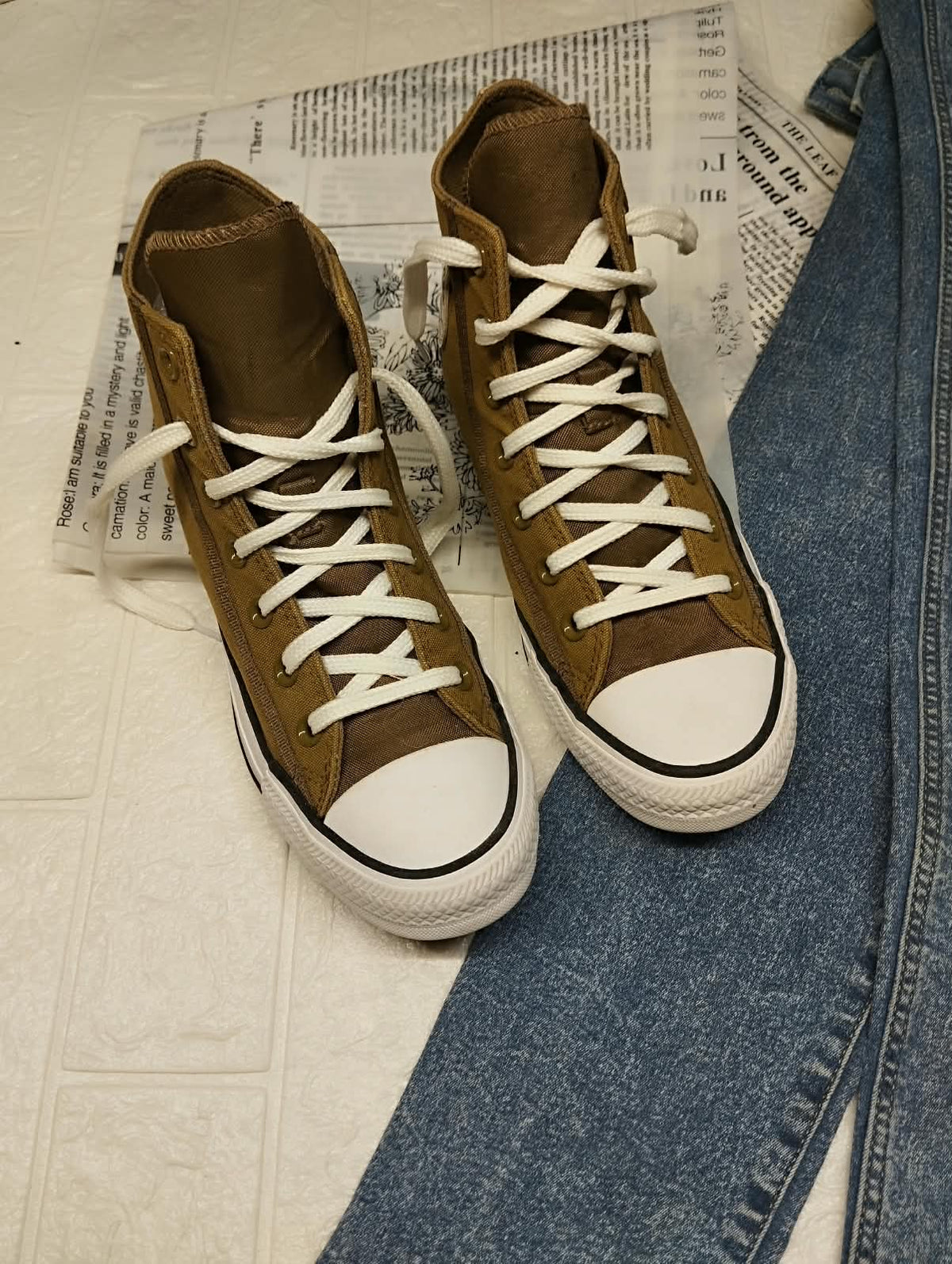 Olive green And Pink High Rise Converse