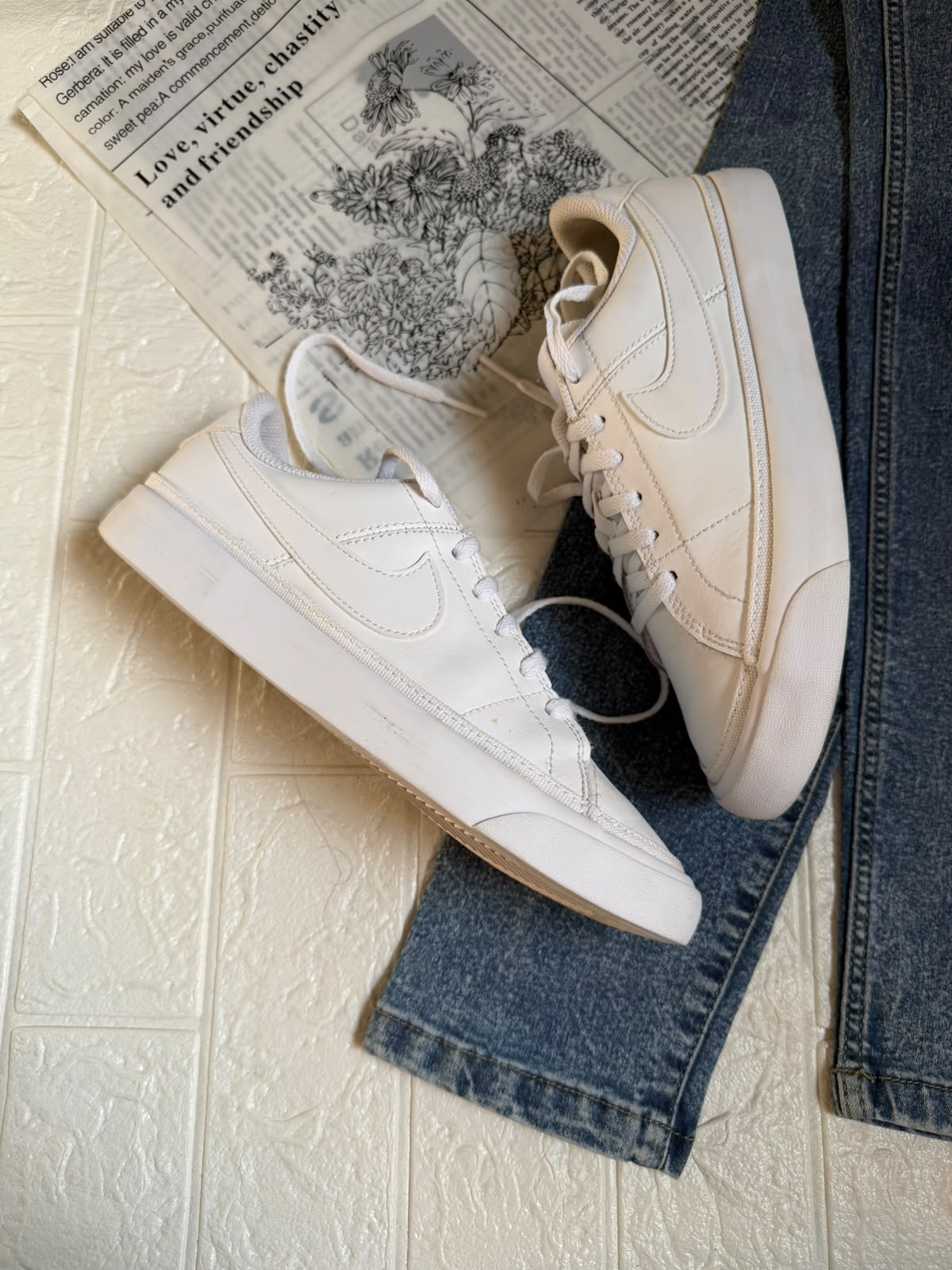 Nike court legacy