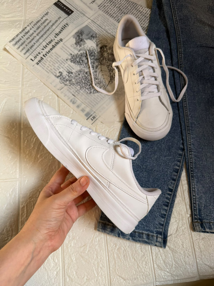 Nike court legacy